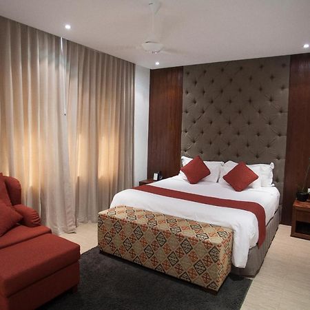 Lakshmi Luxury Villas, Walk To The Beach And Seminyak Shopping Exteriör bild