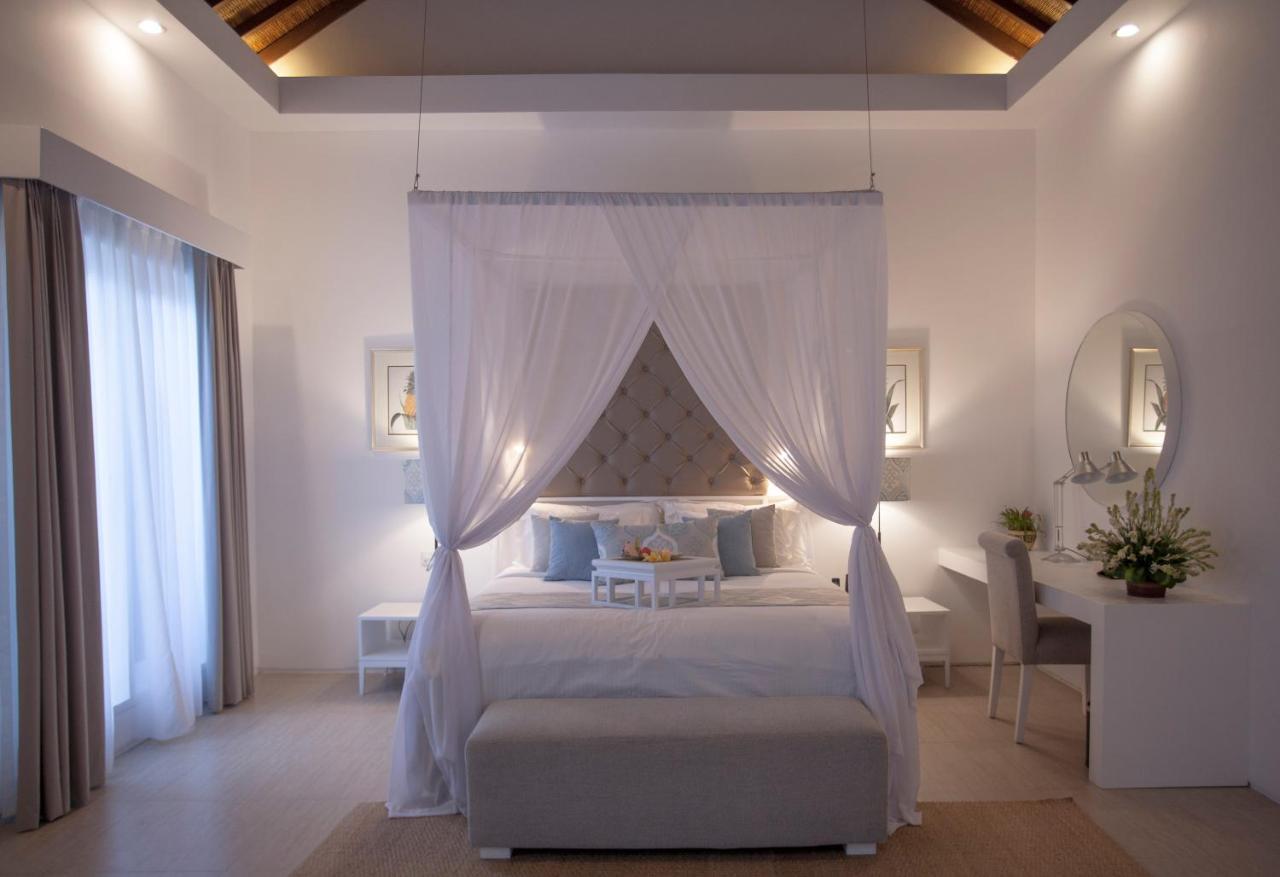 Lakshmi Luxury Villas, Walk To The Beach And Seminyak Shopping Exteriör bild