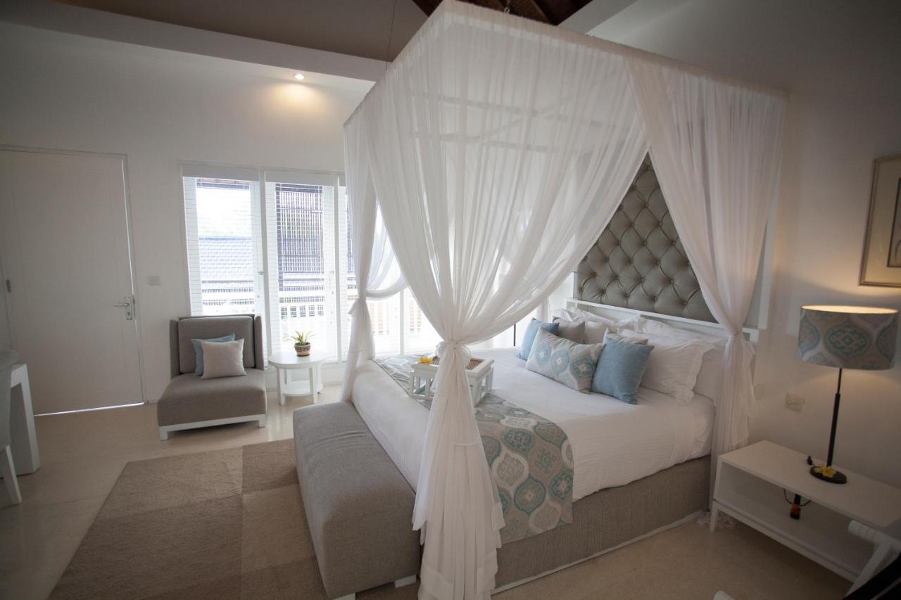 Lakshmi Luxury Villas, Walk To The Beach And Seminyak Shopping Exteriör bild