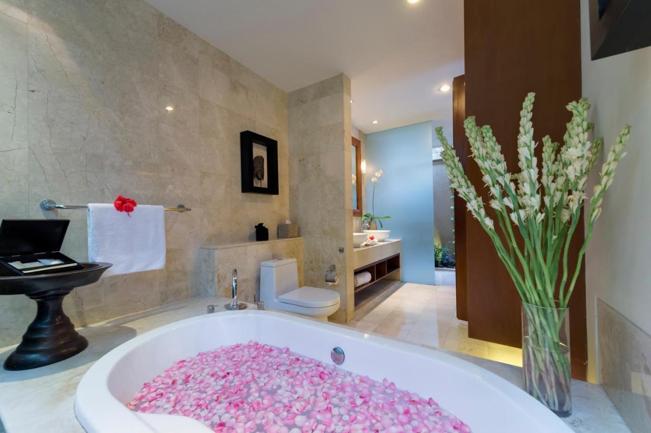 Lakshmi Luxury Villas, Walk To The Beach And Seminyak Shopping Exteriör bild